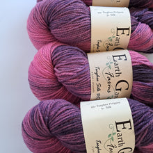 Load image into Gallery viewer, Targhee Silk DK &#39;Pink Panther&#39;
