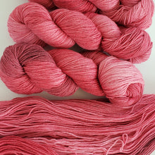 Load image into Gallery viewer, Bamboo Silk Fingering &#39;Strawberry Cream&#39;
